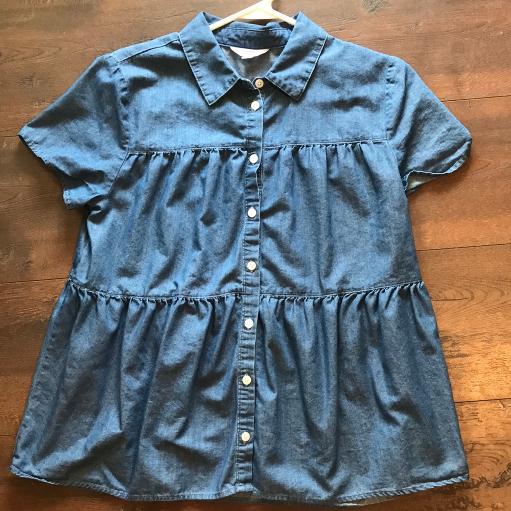 Time & Tru Maternity top